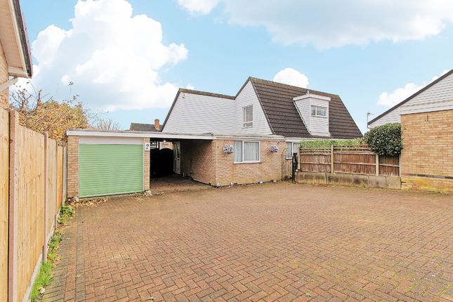 4 bed property, in Brington Close, £425,000