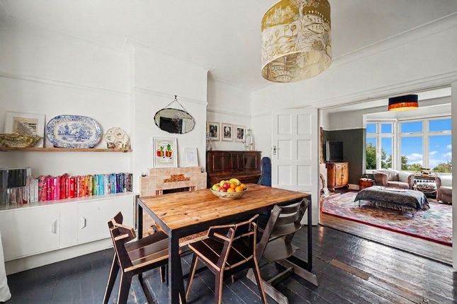 5 bed property, in Clarendon Rise, £1,100,000