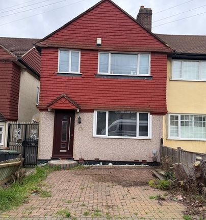 3 bed property, in Bramdean Crescent, £490,000