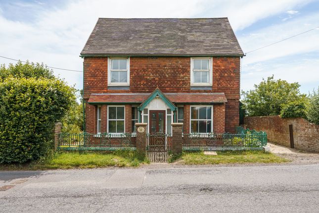 4 bed property, in Punnetts Town, £450,000