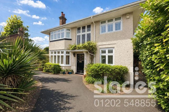 4 bed property, in Iddesleigh Road, £750,000