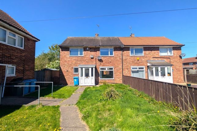 2 bed property, in Nestor Grove, £95,000