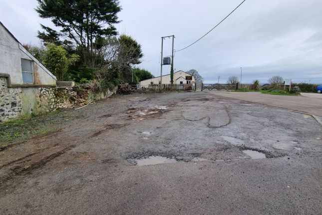 Studio, in St Keverne, £130,000