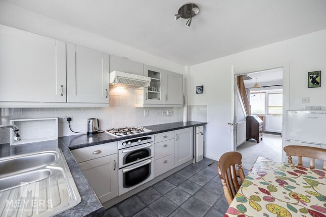 3 bed property, in Stirrup Close, £350,000