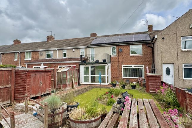 3 bed property, in Brydon Crescent, £80,000