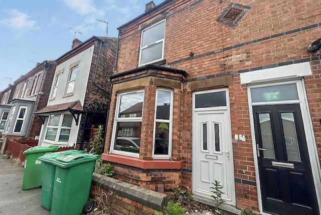 1 bed property, in Montpelier Road, £150,000