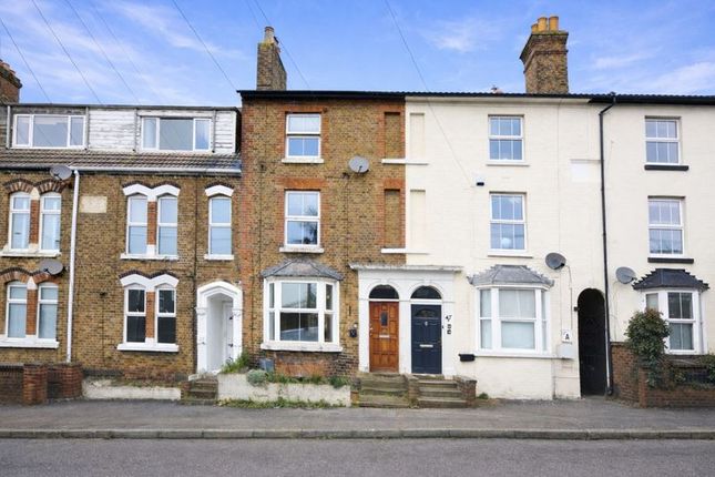 4 bed property, in Randall Street, £325,000