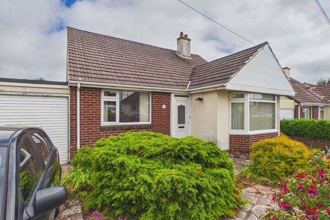 2 bed property, in Preston Down Road, £300,000
