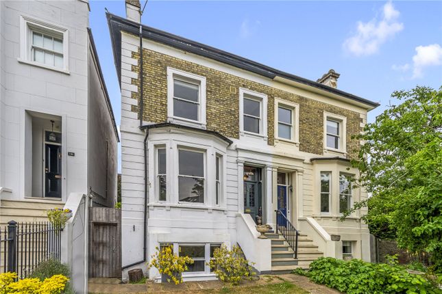 4 bed property, in Hampton Road, £1,500,000