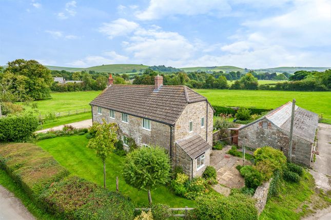 4 bed property, in Long Bredy, £800,000