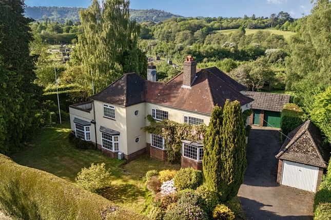 5 bed property, in School Lane, £1,000,000