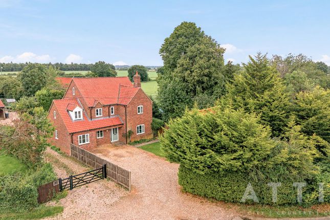 4 bed property, in Chapel Lane, £500,000