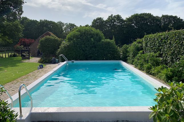 3 bed property, in Broomham Lane, £1,000,000
