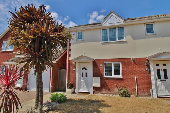 3 bed property, in Seathrift Close, £380,000