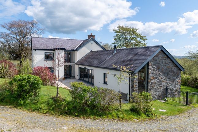 4 bed property, in Brynamlwg, £1,000,000