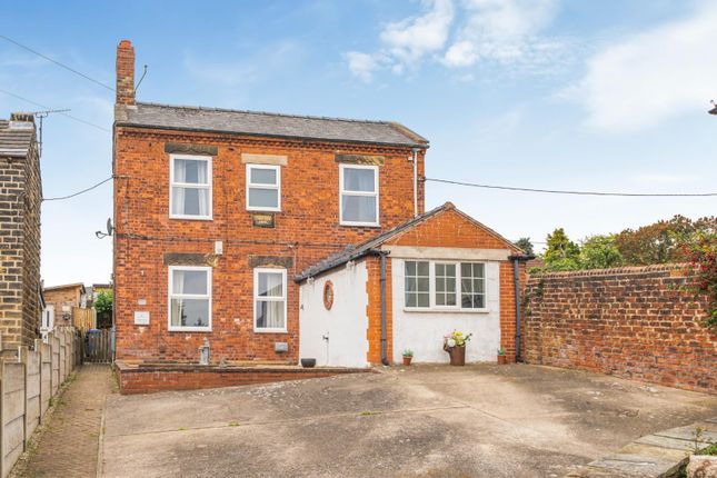3 bed property, in South Road, £270,000