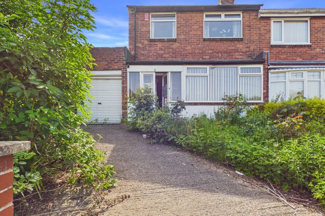 3 bed property, in Mountside Gardens, £160,000