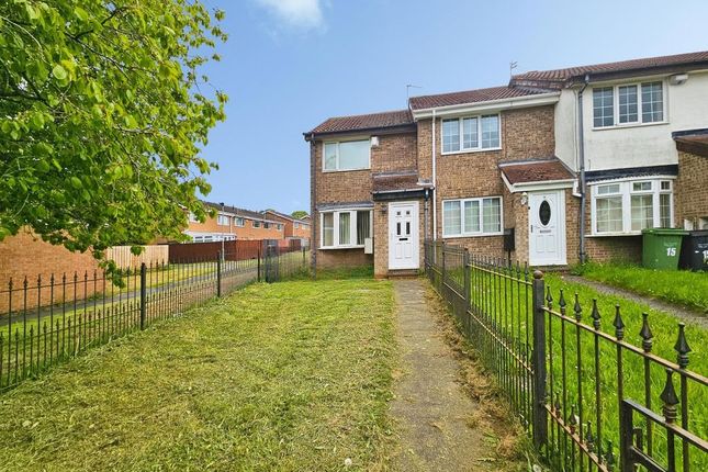 2 bed property, in Lambton Court, £85,000