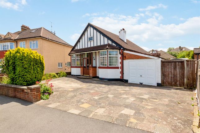 3 bed property, in Wandle Road, £725,000