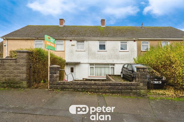 4 bed property, in Conway Road, £130,000