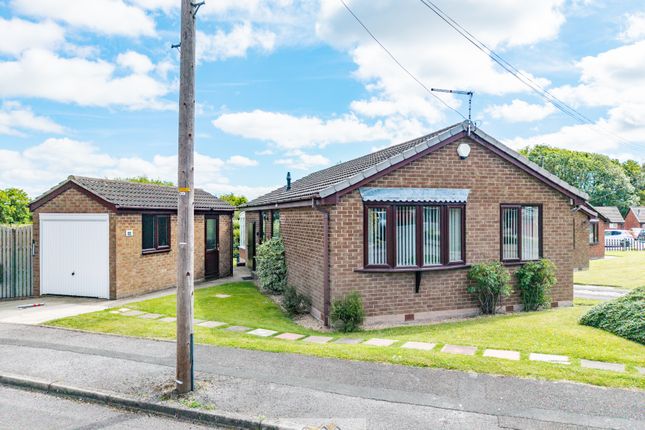 2 bed property, in Forge Road, £240,000
