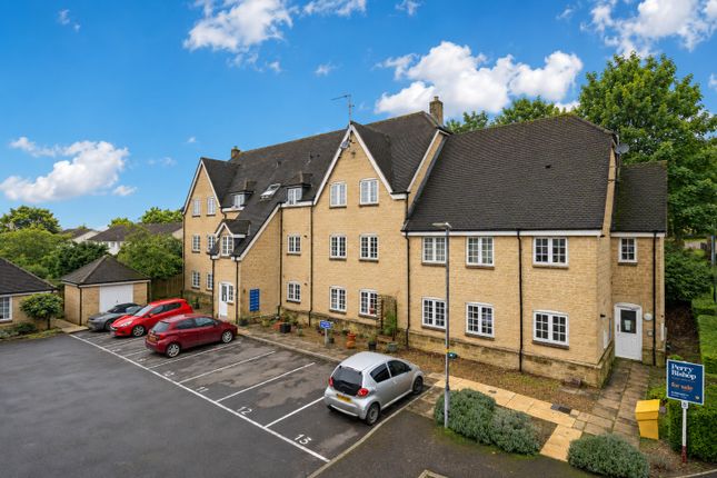 3 bed property, in Courthouse Road, £225,000