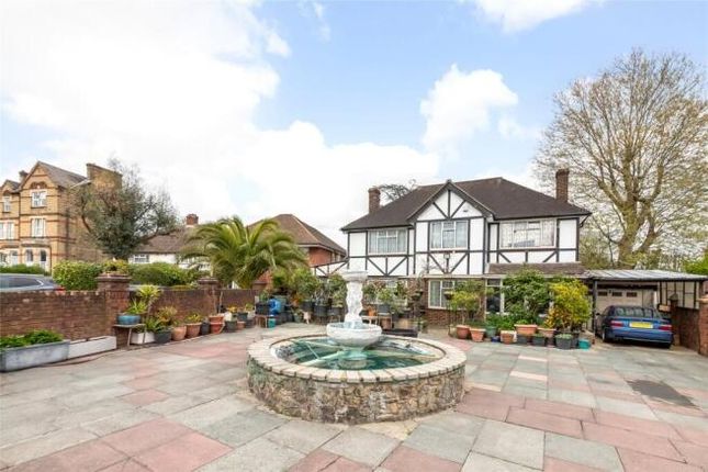 4 bed property, in Lancaster Road, £850,000