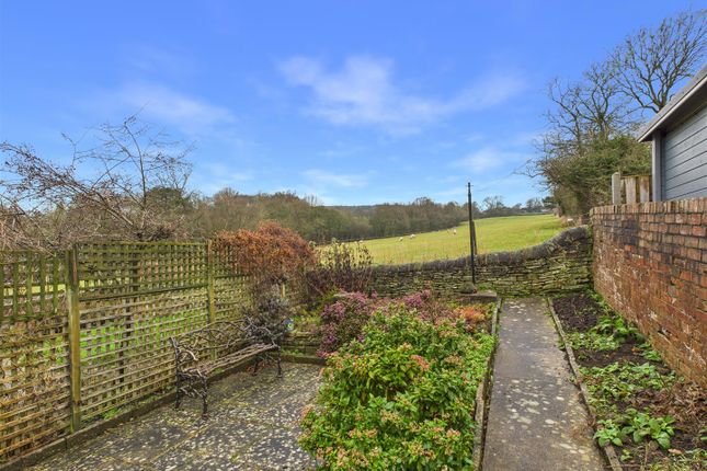 3 bed property, in High Street, £195,000
