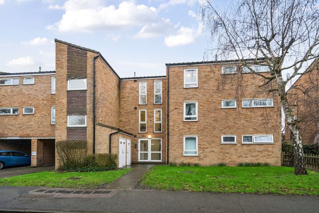 1 bed property, in Jubilee Way, £215,000