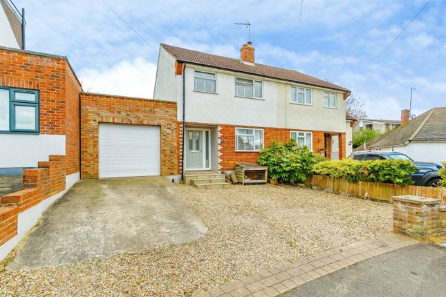 3 bed property, in Auckland Road, £550,000