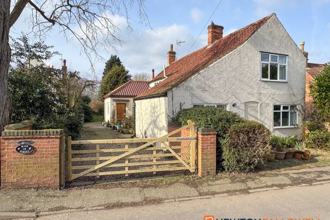 4 bed property, in Main Street, £450,000
