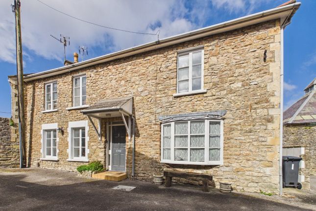 2 bed property, in Seavale Road, £310,000