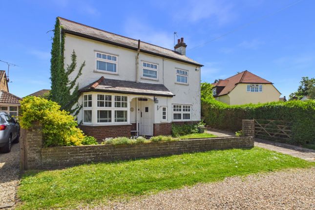 4 bed property, in Norfolk Cottage, £975,000