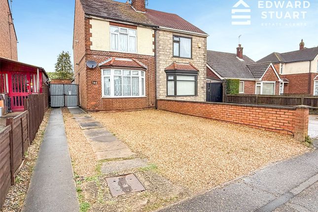 2 bed property, in Welland Road, £210,000