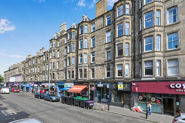 2 bed property, in 60/2 Raeburn Place, £340,000