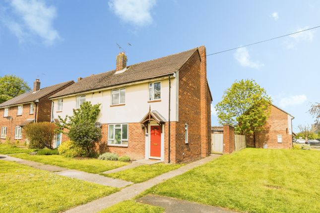 3 bed property, in Brook Lane, £200,000