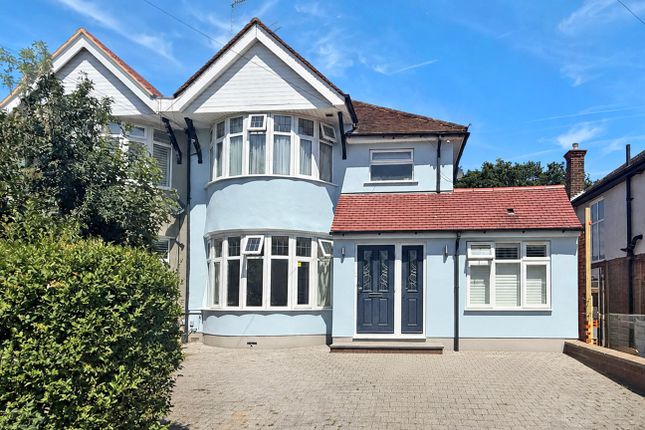 4 bed property, in Priory Way, £825,000