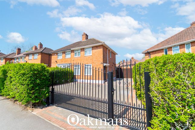 2 bed property, in Milcote Road, £225,000