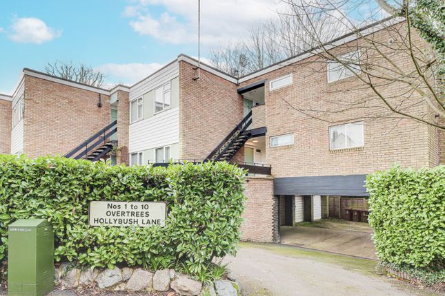 2 bed property, in Hollybush Lane, £300,000
