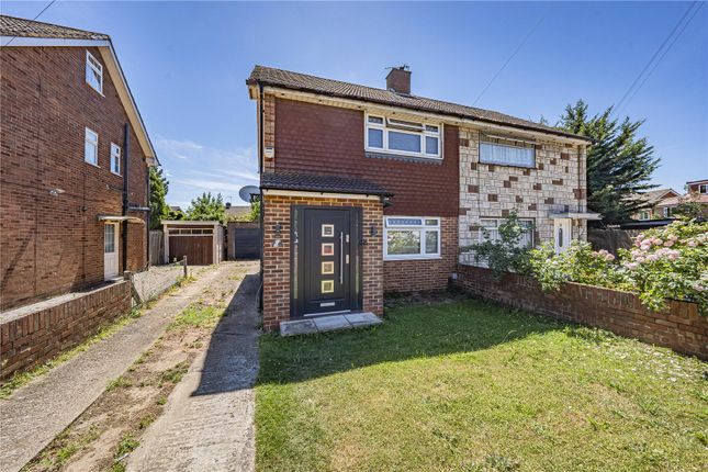 2 bed property, in Coleridge Way, £500,000