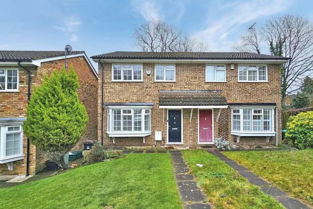 3 bed property, in Sedgewood Close, £460,000