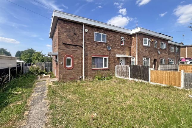 3 bed property, in Winifreds Drive, £160,000