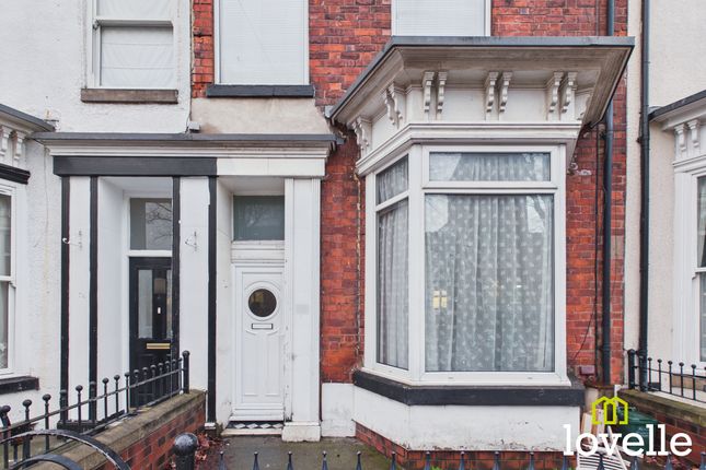 2 bed property, in St Georges Road, £90,000
