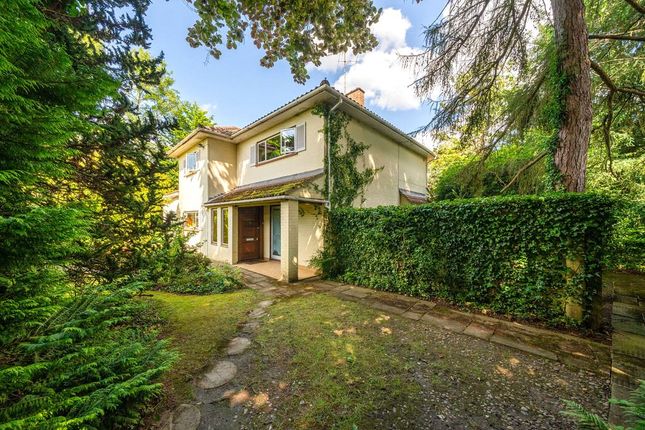 5 bed property, in Green Lane, £1,550,000