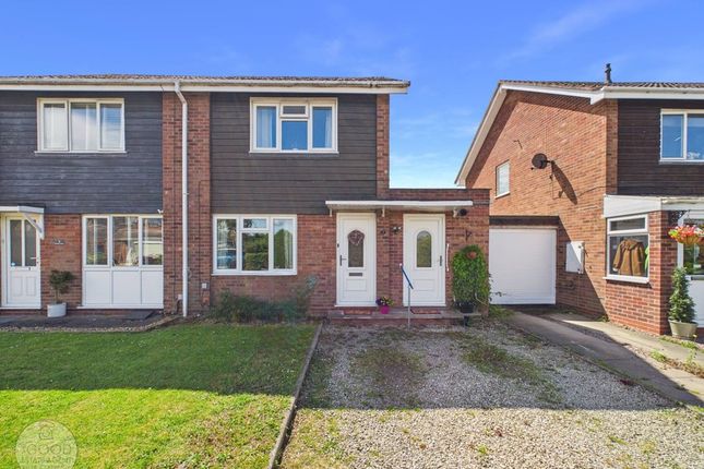 2 bed property, in Barneby Avenue, £240,000