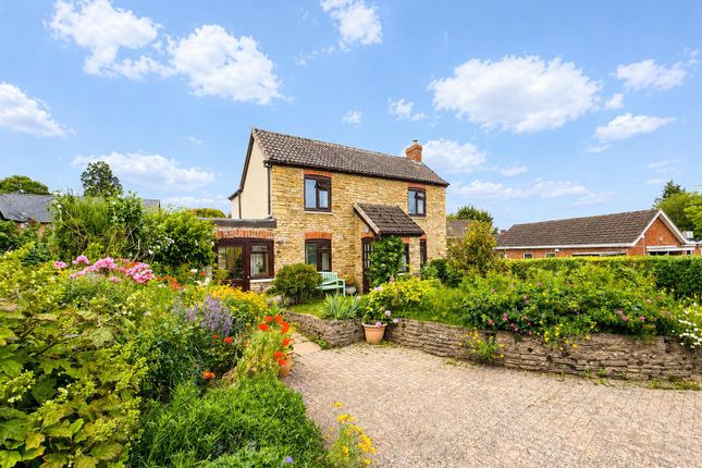 3 bed property, in Watery Lane, £325,000