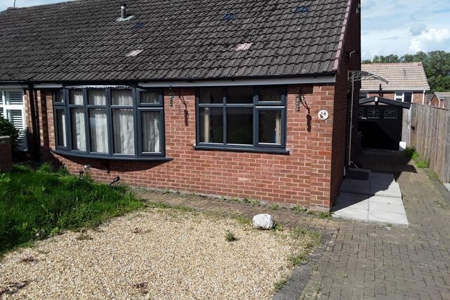 4 bed property, in Rothesay Close, £190,000