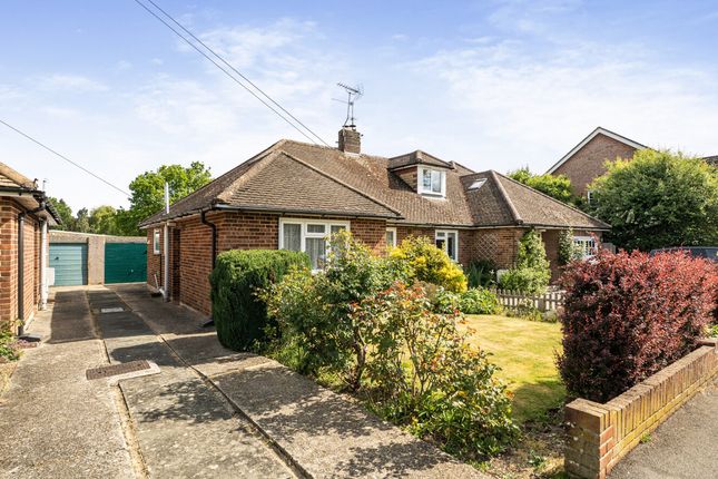 2 bed property, in Daux Avenue, £375,000