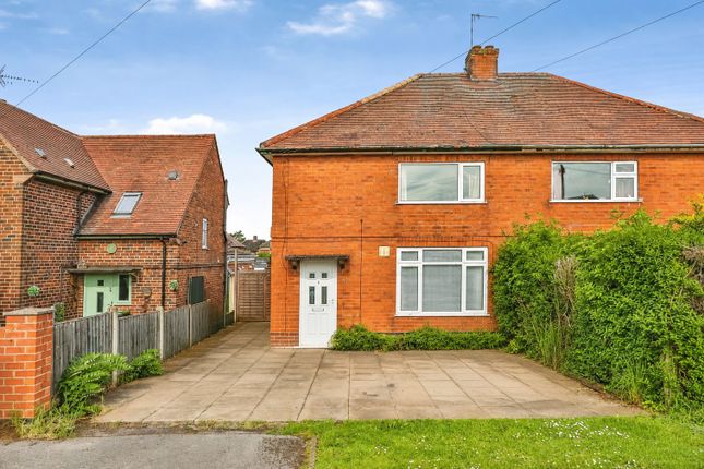 3 bed property, in Swingate, £220,000