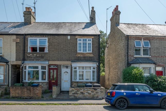 2 bed property, in Ditton Walk, £500,000